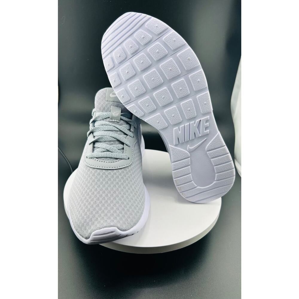 Nike Tanjun EasyOn GS 'Wolf Grey' DX9041-001 Sz 4